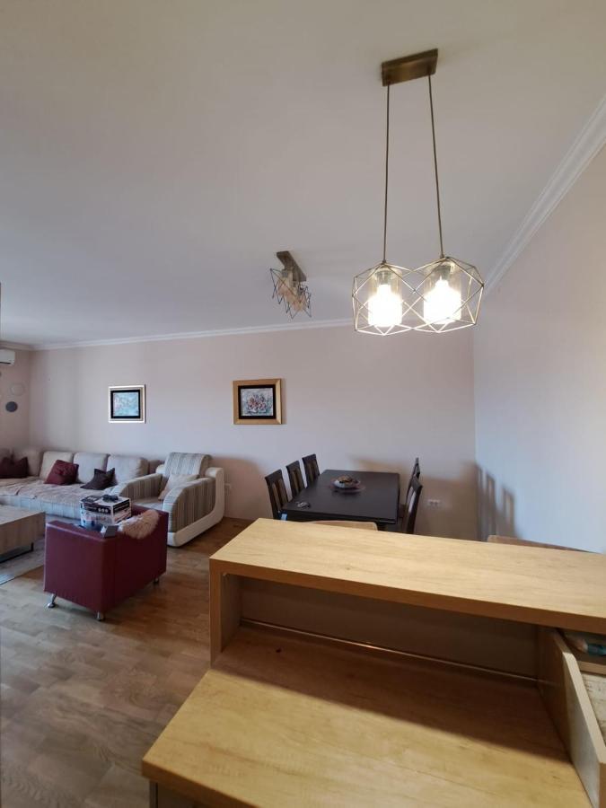 Vucetic Apartment- ポドゴリツァ エクステリア 写真